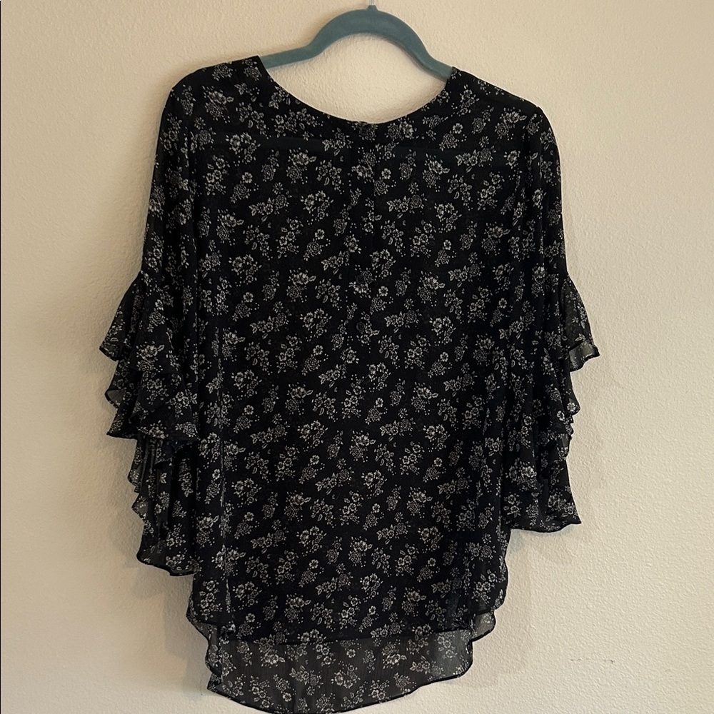 Vince Camuto Black Floral Blouse